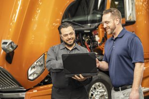 Fleet Service Manager Showing Diagnostics to Owner